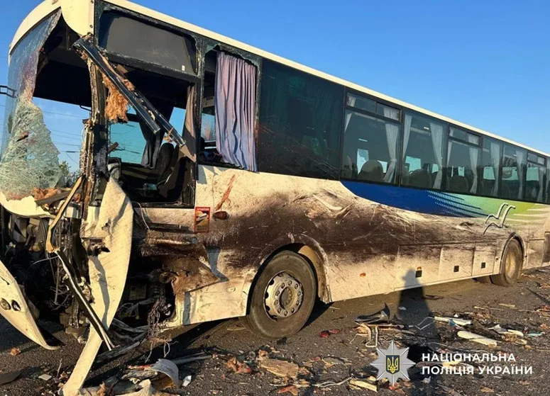 Ужасная автокатастрофа в Кировоградской области: 6 погибших, среди них ребенок, еще 6 пострадали Ужасная автокатастрофа в Кировоградской области: 6 погибших, среди них ребенок, еще 6 пострадали - today.ua