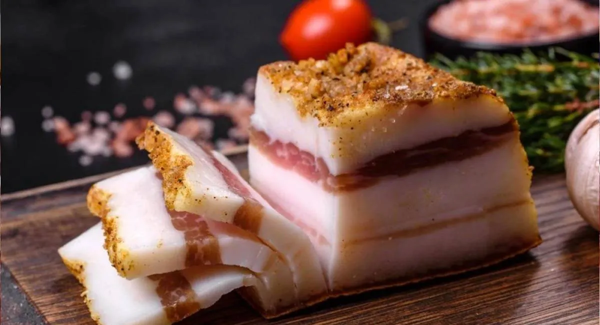 Цена на сало легко преодолела психологический барьер: сколько теперь стоит главный украинский наркотик - today.ua