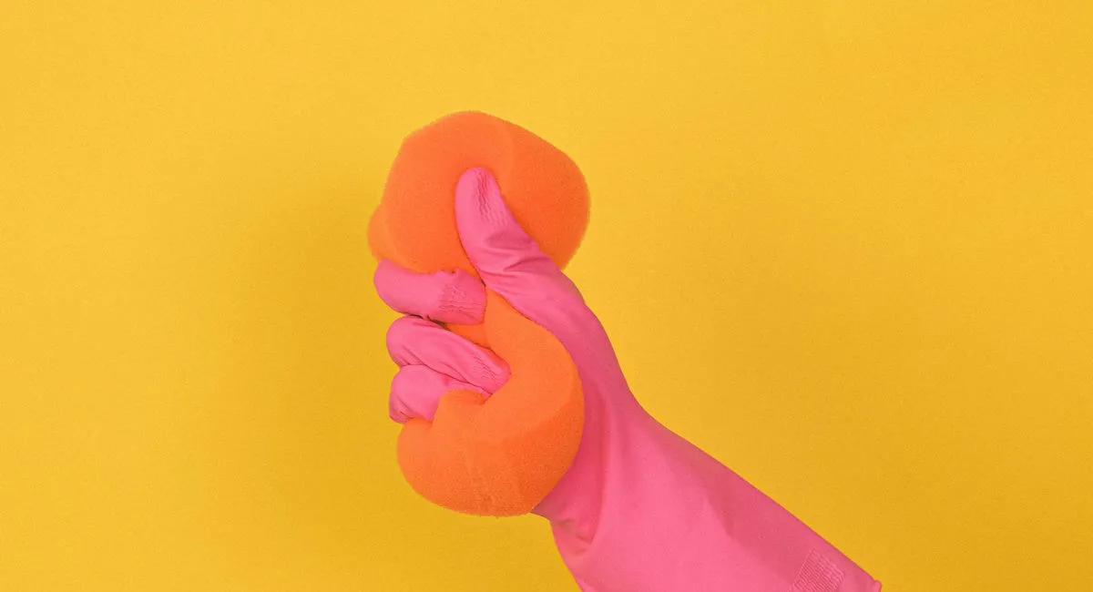 Ванна будет как новая: какое бюджетное средство поможет избавиться от желтизны и налета - today.ua