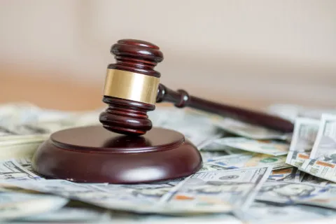 Пенсия одного судьи равна 30 пенсиям врача или учителя: как государство будет исправлять ситуацию