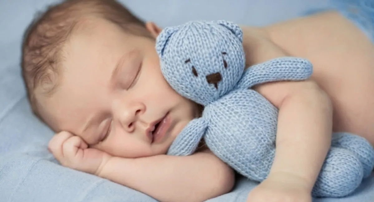 Тернопільська пара шокувала країну вибором імені для новонародженого сина (відео) - today.ua