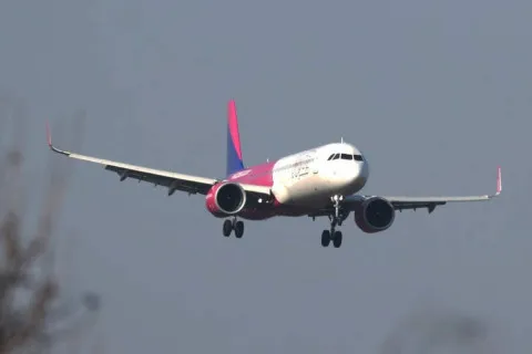 Открытие неба над Украиной: международные авиакомпании готовятся возобновить рейсы