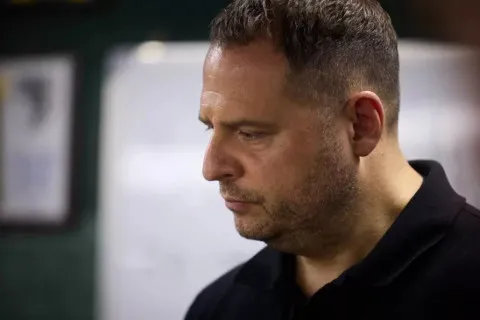 Єрмаку не вдалось нелегально виїхати з України: хто завадив колишньому керівнику Офісу президента