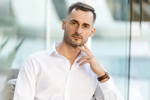 Как развивать бизнес в период трансформаций: ценные уроки от Антона Арзамасцева — владельца гостевого дома с ИТ-бэкграундом