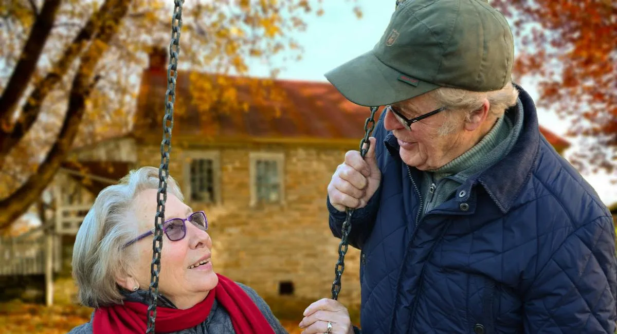 Утренние привычки, замедляющие старение: что долгожители делают после пробуждения - today.ua