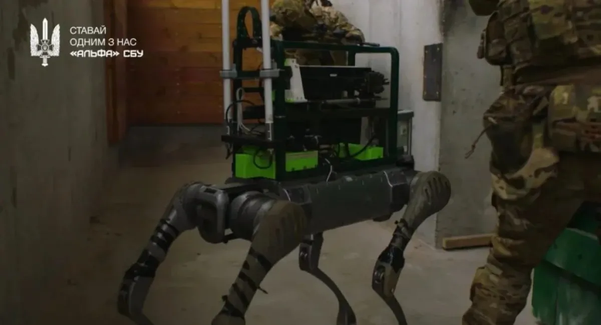 СБУ представила бойового робота з автоматом, який замінить людей у багатьох ризикованих операціях - today.ua