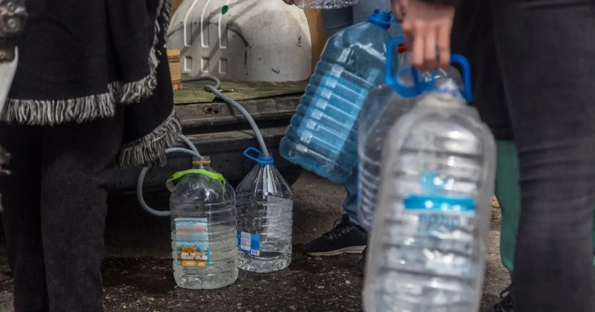 В Донецком регионе более 150 человек умерли от обезвоживания: Люди варят кофе на воде из батарей» - today.ua
