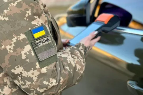 С какими документами могут не выпустить за границу в 2026 году