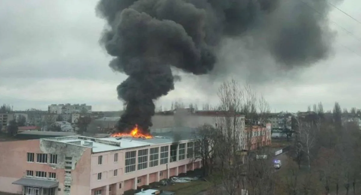 Били точно по дітях: російські окупанти атакували Шахедом дитячу спортшколу на Сумщині - today.ua