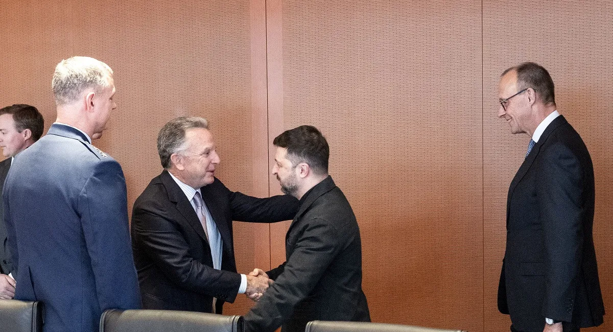 За лаштунками публічного процесу тривають приховані мирні переговори, все з’ясується до Різдва, - Веніславський - today.ua