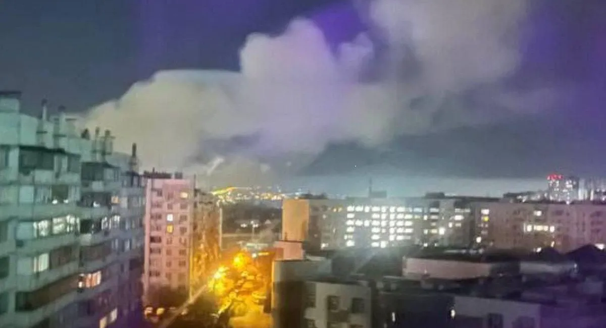 Дрони масовано атакували РФ: вибухи прогриміли у Москві та низці інших міст (відео) - today.ua