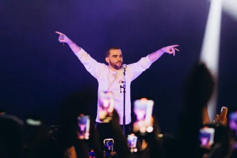 Оставил Киев ради спокойствия: популярный украинский певец раскрыл неожиданные изменения в жизни