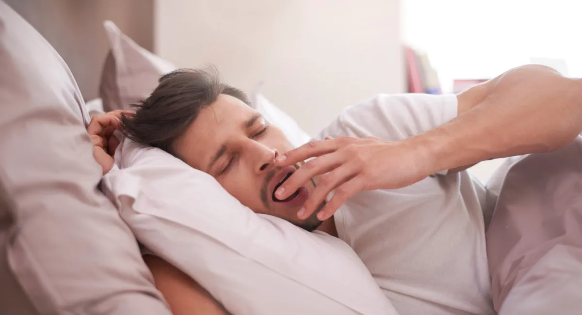 Як заснути лише за 2 хвилини: експерт поділився перевіреною військовою технікою - today.ua