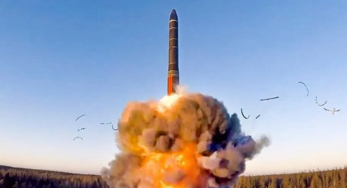 Россия отрабатывает ядерный шантаж? В Сибири прошли учения с ракетными комплексами Ярс - today.ua