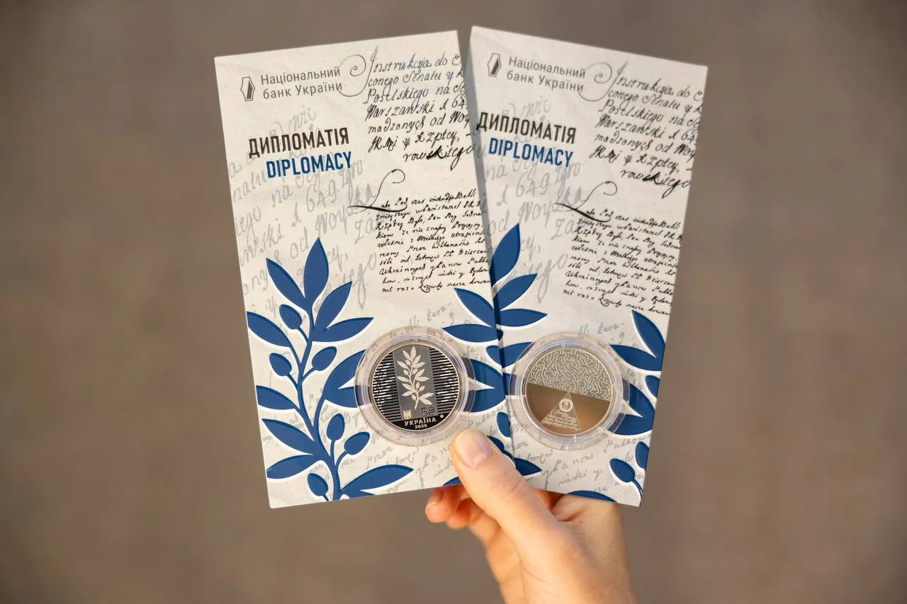 В Украине появились новые 5 гривен: в чем особенность монеты В Украине появились новые 5 гривен: в чем особенность монеты - today.ua