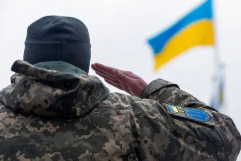 Известный журналист ICTV Вадим Карпяк принял присягу и поделился реалиями подготовки в армии