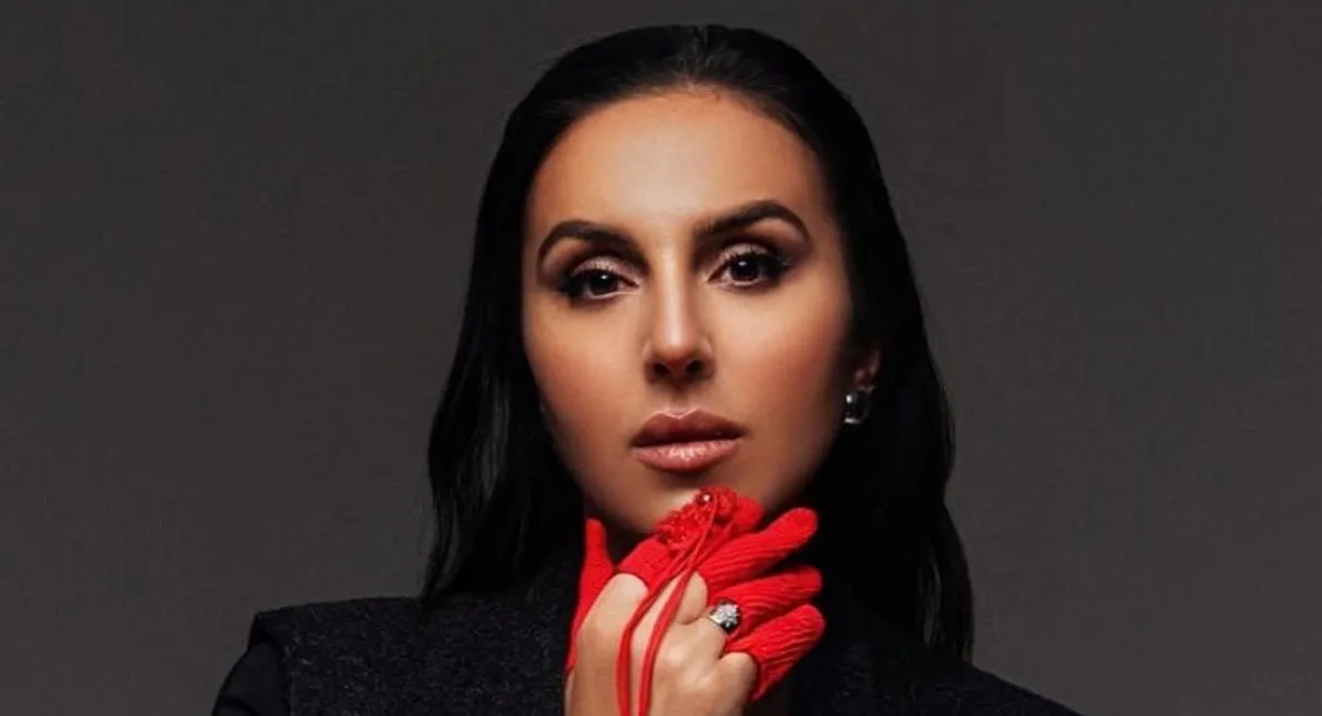 Неожиданно и по-украински: Джамала перепела новогодний хит Сердючки (видео) - today.ua