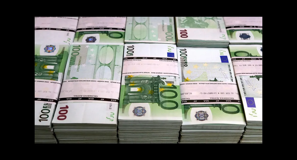 Во Франции два бездомных похитили банковскую карту и купили за деньги с нее выигрышный лотерейный билет на полмиллиона евро - today.ua