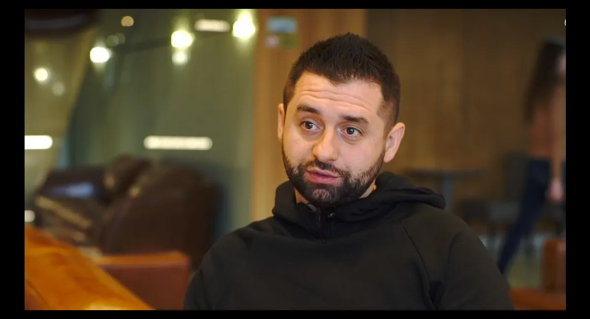 Выборы во время военного положения невозможны, - Арахамия  - today.ua