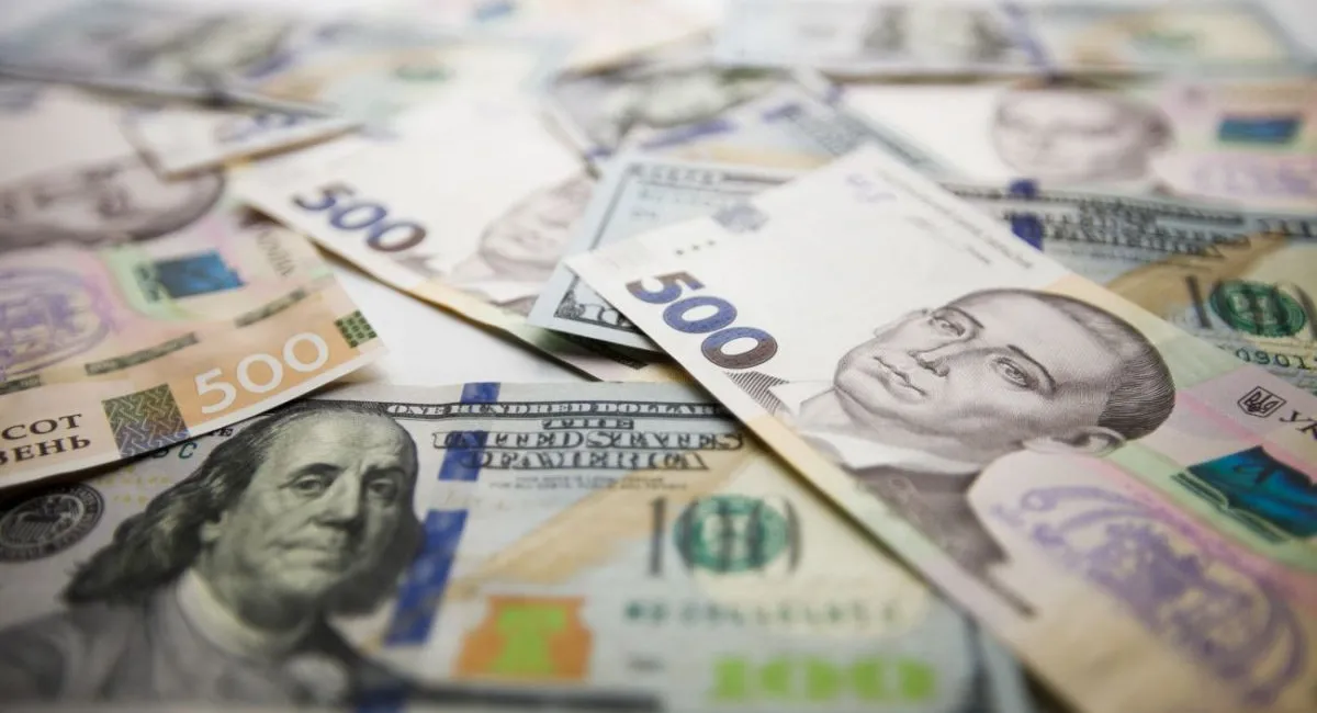 Українцям порадили, в яку валюту варто найближчим часом перевести заощадження - today.ua