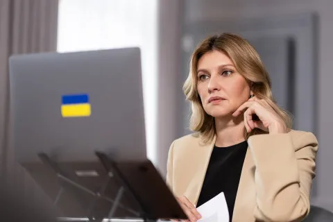 Олена Зеленська назвала умову, за якої її чоловік погодиться залишити посаду президента