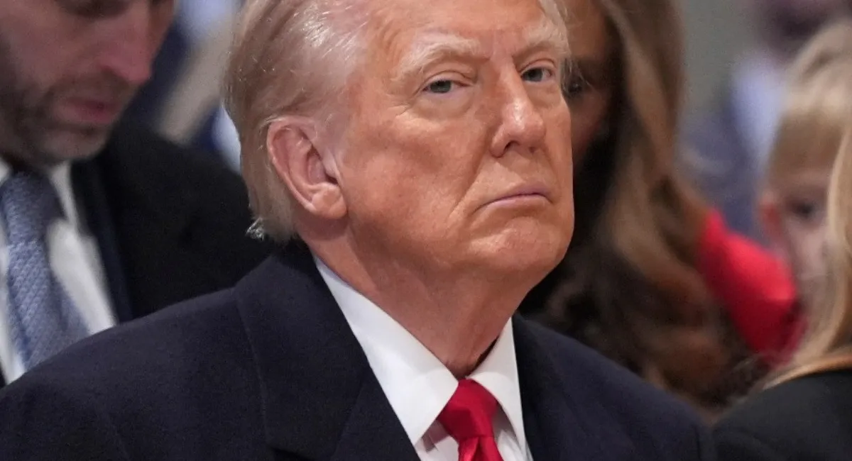 Трамп звинуватив президента України в грубому ставленні до міністра фінансів США: Зеленський спав - today.ua