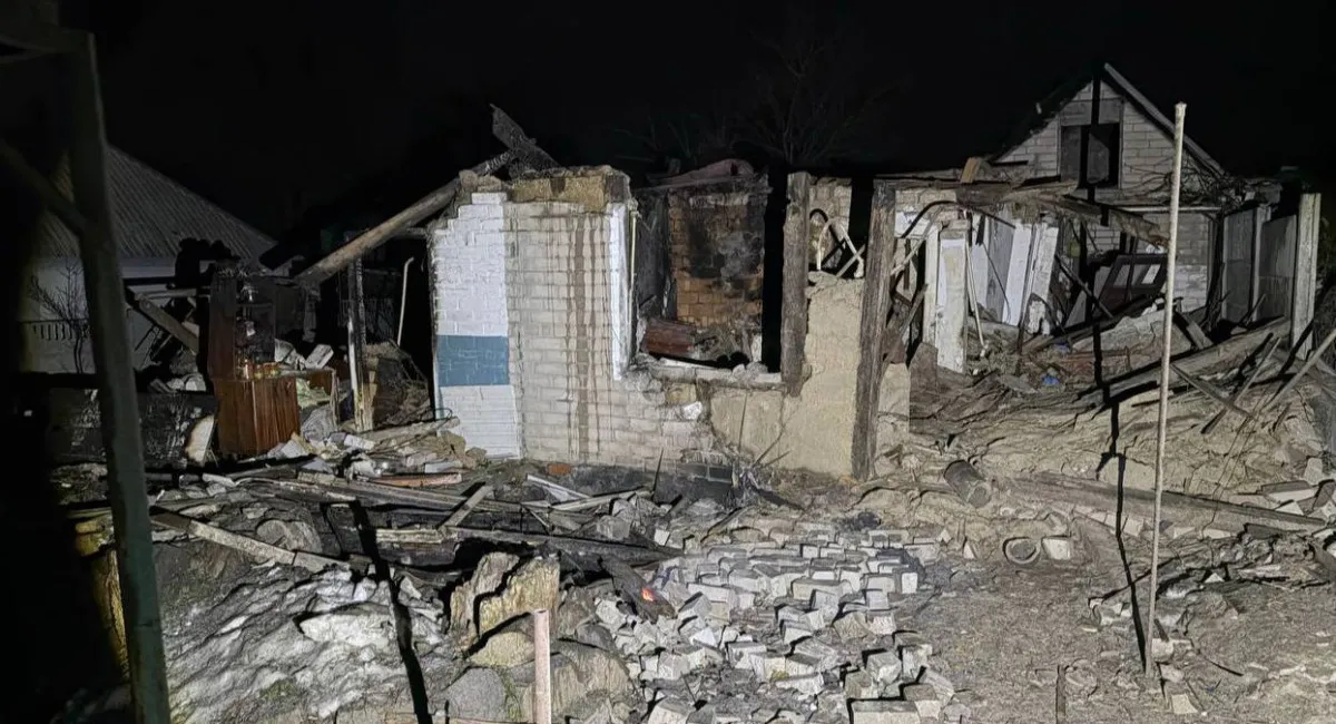 Россияне ударили по частным домам в Днепре: погибли два человека (фото) - today.ua