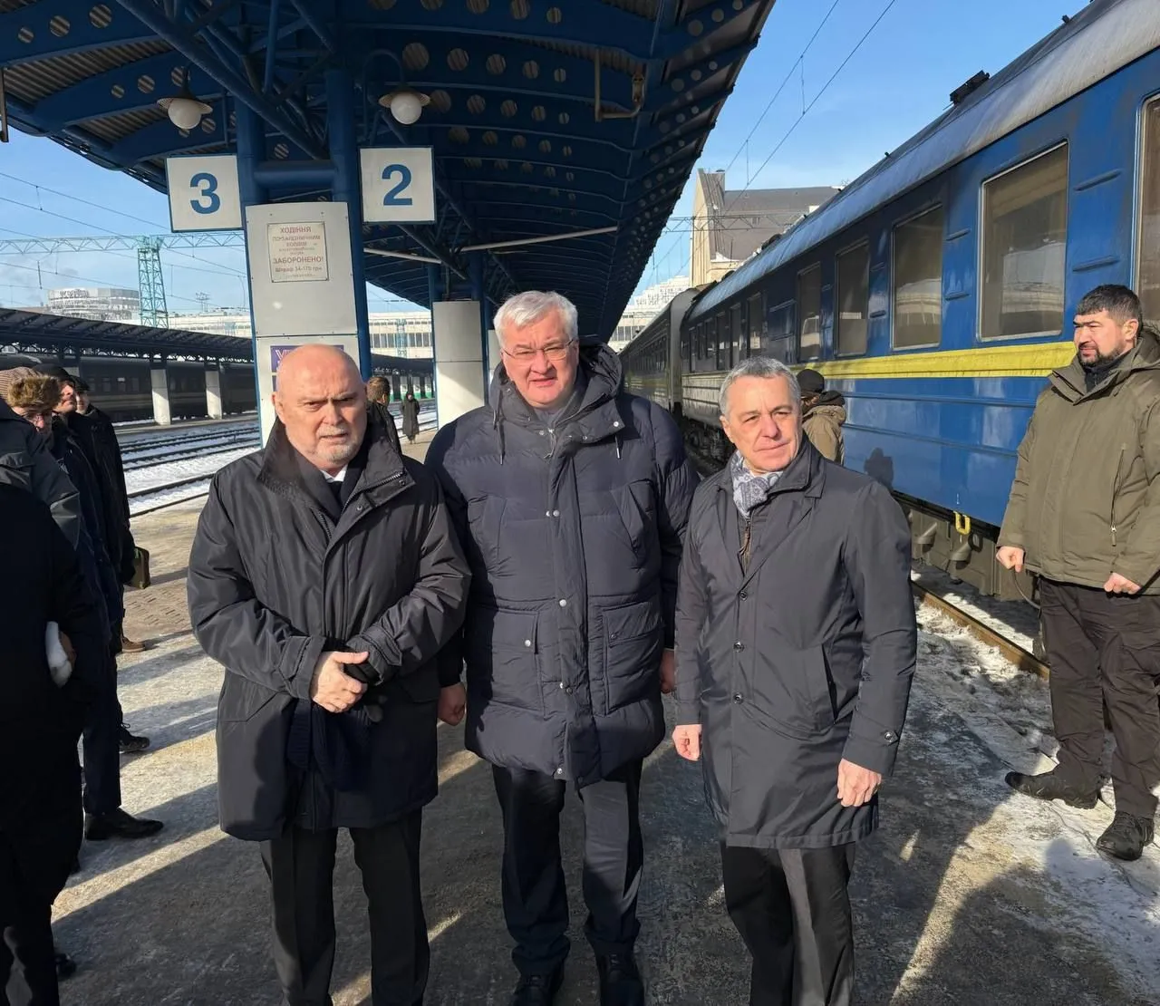 До Києва один за одним прибувають світові політики: шо нам везуть – мир чи продовження війни? До Києва один за одним прибувають світові політики: шо нам везуть – мир чи продовження війни? - today.ua