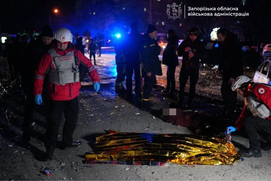 Целенаправленный удар по гражданским: во время вечерней атаки по Запорожью погибли двое 18-летних, среди раненых - дети - today.ua