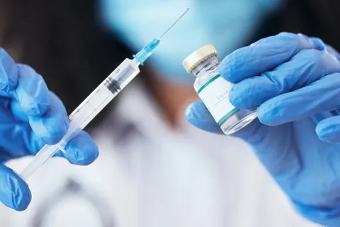 Учені анонсують випробування на людях унікального препарату, що запускає процес омолодження організму