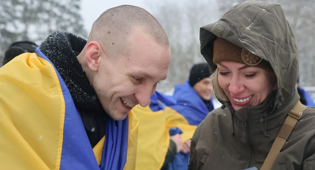 Первый обмен 2026 года: Украина вернула из ада неволи 157 защитников, которые находились там с 2022 года (фото) - today.ua