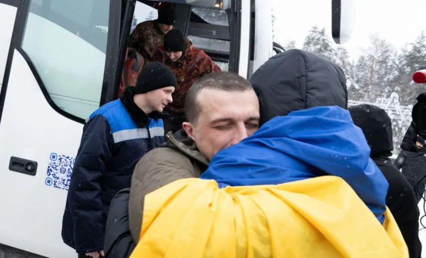 "Живий!": на Львівщину з полону повернувся воїн Назар Далецький, якого поховали три роки тому (фото, відео)