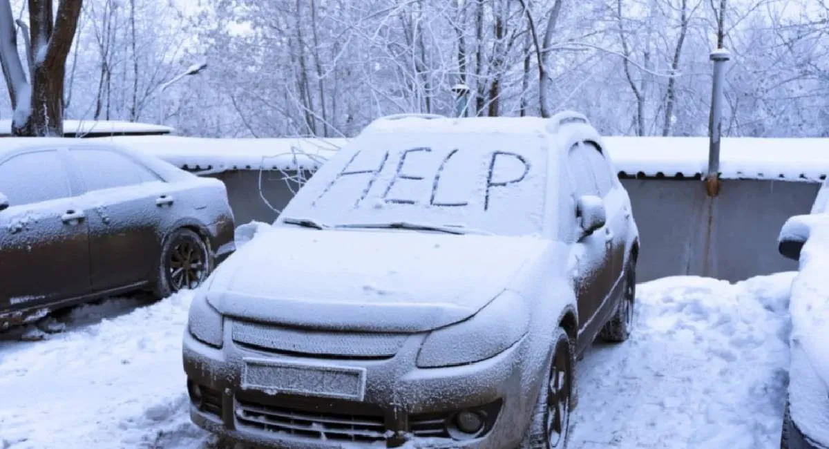 Секреты зимней парковки: почему зимой авто лучше оставлять на передаче - today.ua