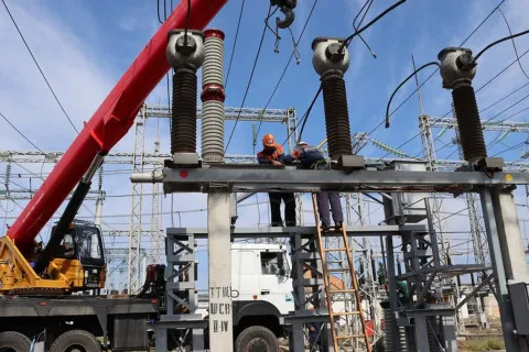 Удар у "сонячне сплетіння" Заходу: Росія вперше атакувала унікальний об'єкт, що зв'язує Україну з Польщею