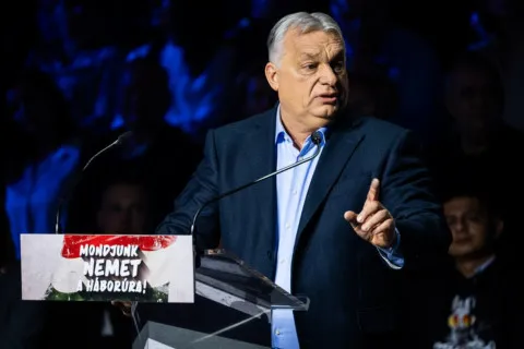 "Украина - наш враг": премьер-министр Венгрии шокировал заявлением на "антиивой митинге"