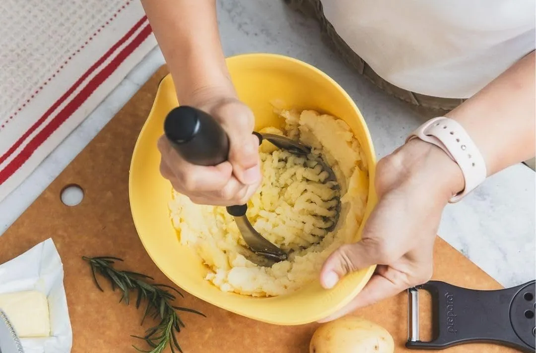 Без молока и сливочного масла: что добавить в картофельное пюре для идеальной текстуры и вкуса - today.ua
