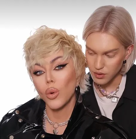 Минус 20 лет: Ирина Билык резко изменила имидж после превращения у визажиста Минус 20 лет: Ирина Билык резко изменила имидж после превращения у визажиста - today.ua