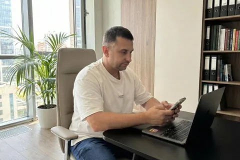 Ми будуємо не просто оптову компанію, а систему": як Олексій Коверніков створив європейський ювелірний бізнес з нуля