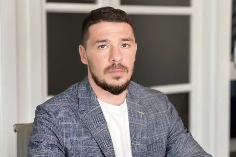 Кав’ярні для нового покоління: як поведінка Gen Z формує цифровий сервіс у кавовому бізнесі — досвід Марата Богопольського