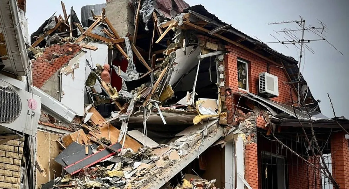 Особливий статус не врятував від російських ракет: під Києвом пошкоджено маєток екссоратника Зеленського - today.ua