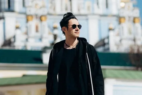 Дан Балан здивував шанувальників зовнішнім перевтіленням: як зараз виглядає популярний співак