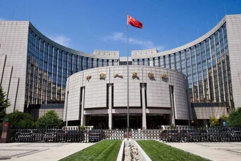 Росія змушуватиме іноземців служити в армії: Китай б’є на сполох через своїх громадян