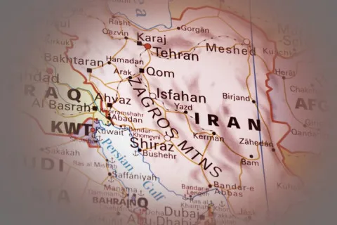 Ближний Восток на грани взрыва: страны поспешно эвакуируют граждан и дипломатов