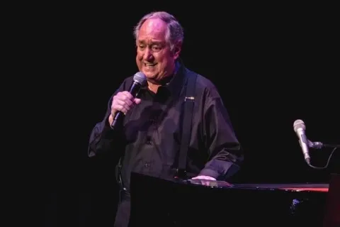 Смерть легенды: Нил Седака ушел из жизни через два дня после последнего публичного появления