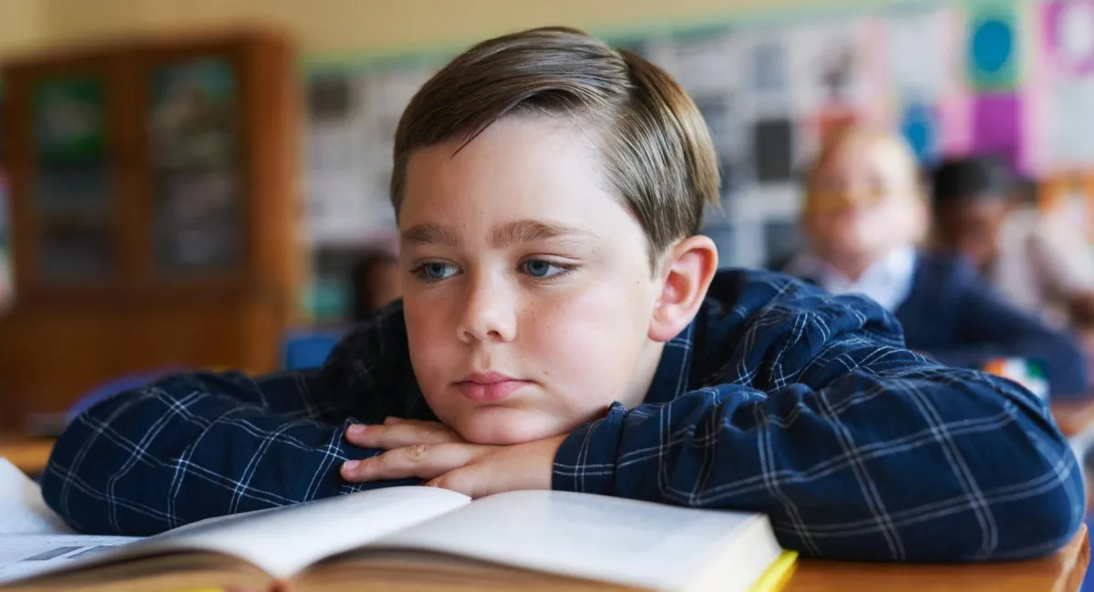 Данные будут передаваться в полицию: прогулы уроков больше не останутся незамеченными - today.ua