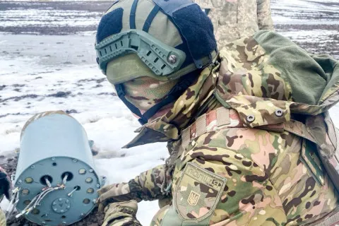 На Рівненщині знайшли неушкоджену бойову частину ракети РФ: 350 кг вибухівки могло рознести все вщент