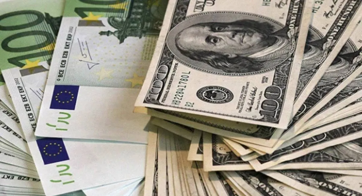 Доллар и евро снова растут: НБУ обновил курс валют на 5 января - today.ua