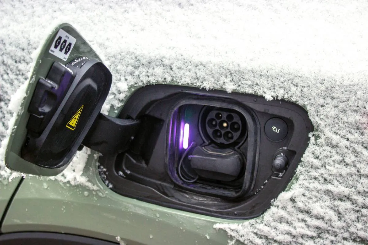 Холод забирает километры: как мороз влияет на запас хода электромобилей - today.ua