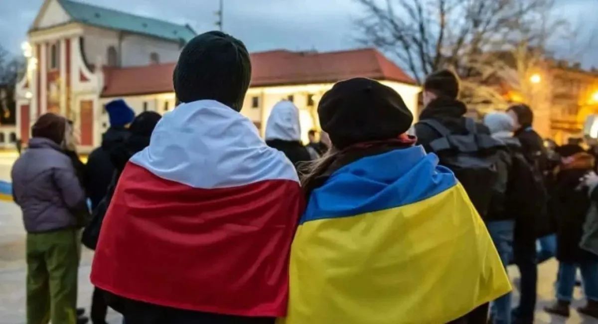 Незабаром українці у Польщі втратять статус тимчасового захисту: як залишитися там на легальних умовах - today.ua