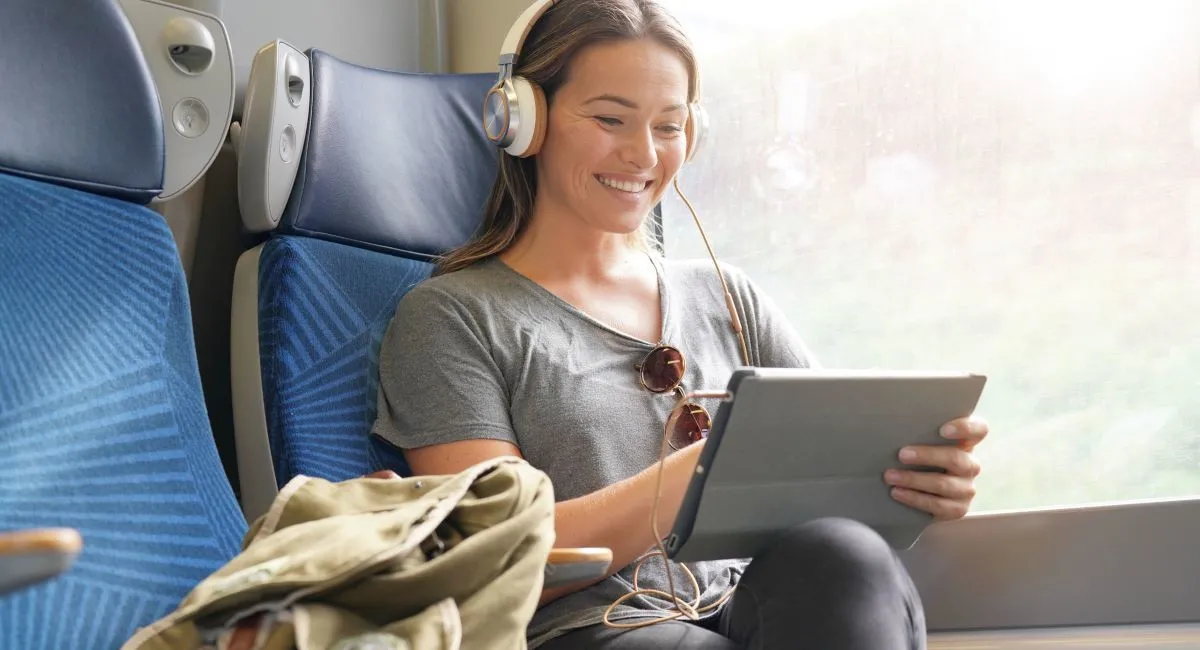 УЗ запустила Wi‑Fi у поїздах далекого сполучення: де вже діє послуга та скільки коштує  - today.ua